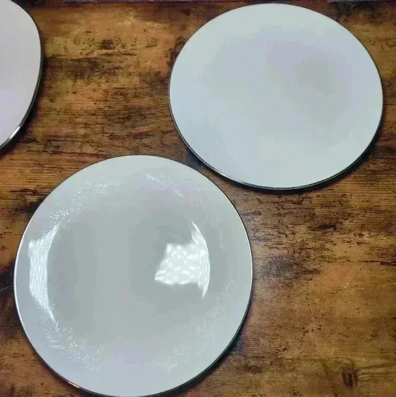 Noritake Georgian Salad Plates 8.25" Set Of 2 - Picture 2 of 5